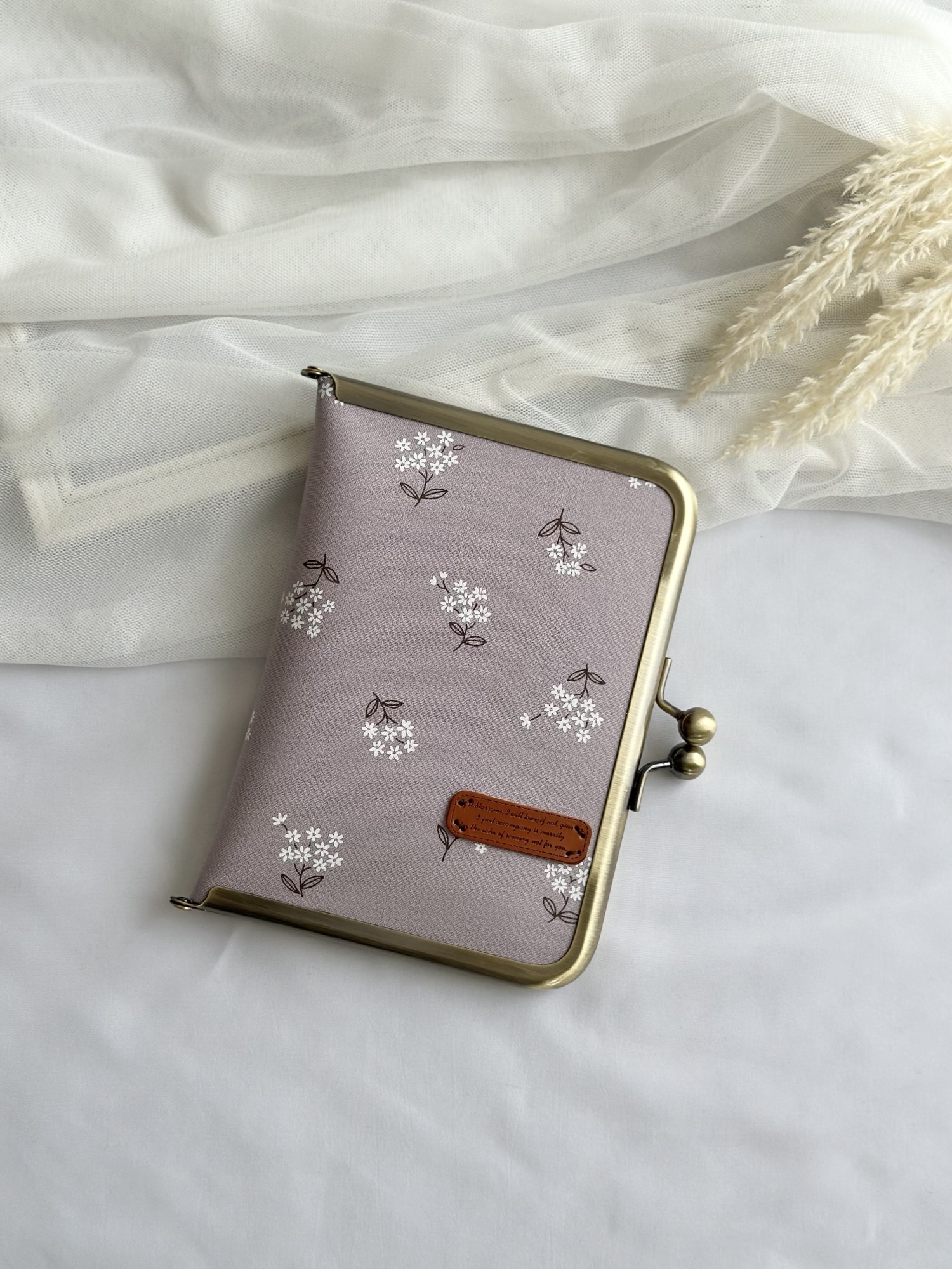 ネム♥インド刺繍♥リボンがま口スマホポシェット*長財布*ハンドメイド ネム様専用♥インド刺繍♥リボンがま口スマホポシェット*長財布