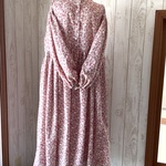 小花柄ローンのギャザーワンピース（ピンク系）（inikuma様専用）