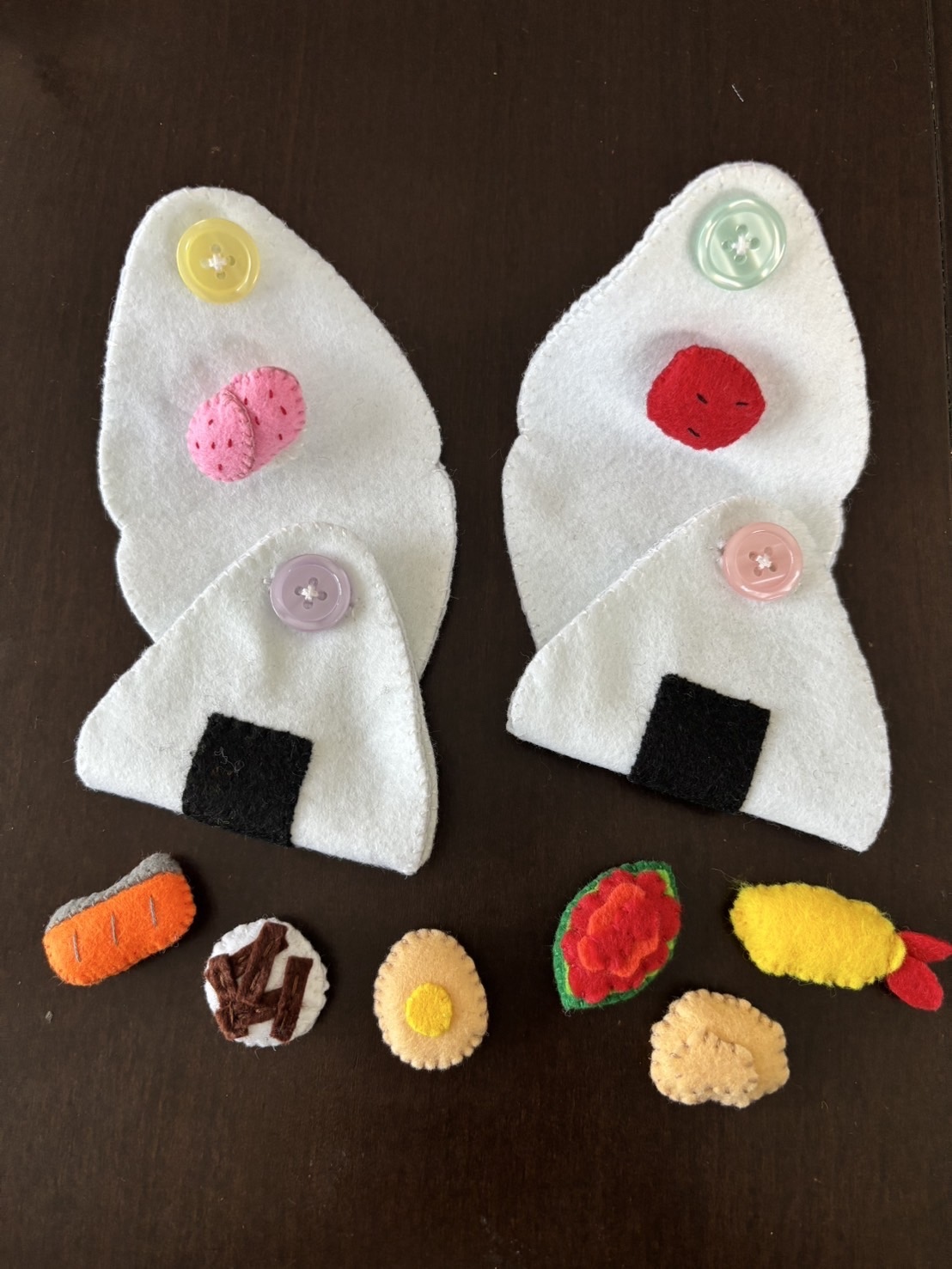 手袋シアターオーダーページ　ハンドメイド amico.369 さんの手袋シアター型紙使って製作しました。 コチラは