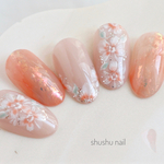 優しい大人オレンジのフラワーネイル／ウエディング