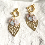 お花ビジュー＆ゴールドリーフ　花のピアス/イヤリング　秋色