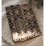 シンプルな文庫本ノートに、華やかな彩りを。 上質なインド刺繍が日常を格上げする、あなただけのノートカバー