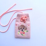トイプードル刺繍の御守り
