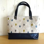 クラーク＆クラーク　HEALEY　ブルー＆本革のマチ広Mサイズトートバッグ　