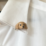 ダックス犬のピンバッチ（薄茶色）