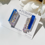 【現品販売】ブルー × ドライフラワー レジンピアス／イヤリング　花　透明感　フラワー　レジン　推しカラー