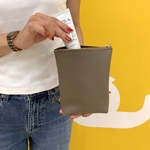 「マスカラなどの細長い小物を立てて入れられる♡」縦長ポーチ(M) マチ付き コスメポーチ グレージュ ポーチ