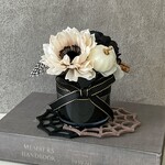 リニューアル！アネモネとホロホロ鳥のブラックハロウィン（フェルトスパイダーコースター黒・茶付き)