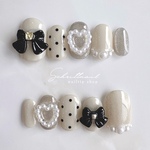 No.121 フレンチガーリー 黒リボン ハート バレンタイン 大人かわいい 韓国ネイル おしゃれ ブライダル 結婚式 成人式 振袖 卒業式 袴 シュリット schritt ネイルチップ