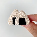 おにぎり ハンドメイド 刺繍 ブローチ