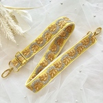 インド刺繍リボンのショルダーストラップ♡スマホストラップにも！《イエロー✖︎金具ゴールド》