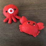 かに&たこ　ブローチ