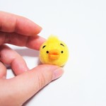 アクレーヌ製　まゆひよこ 携帯クリーナーストラップ　※受注製作