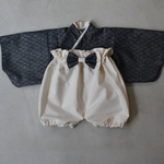 ベビー袴　袴　　和柄コットン生地　白銀/白　お食い初め　百日祝い　初節句　お宮参り　100日祝い　出産祝い　ハーフバースデー　　百日祝い