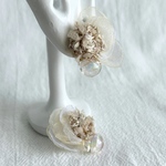flower petal オーガンジー花びらのアクセサリー　ベージュ