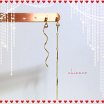 アシンメトリー✨ゴールドピアス／イヤリング