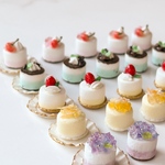 選べるミニチュアケーキコレクション