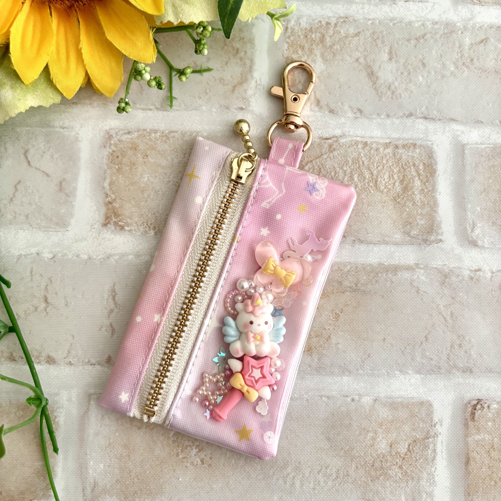 いちご　ハンドメイド　シャカシャカポーチ　ゆめかわ いちご ハンドメイド シャカシャカポーチ ゆめかわ いちご