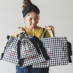 【名入れ刺繍】入園入学セット　ブラック　レッスンバッグ　上履き入れ お着替え袋　体操着袋　コップ袋　巾着袋 入園準備 入学準備 入学祝　入園祝　女の子　手提げ　ギンガムチェック　絵本袋　お稽古　フリル