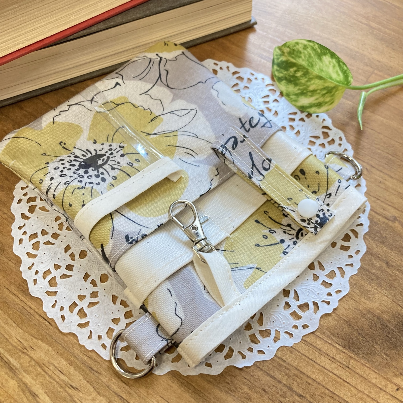 maozo様　ナースポーチ　オーガナイザー　移動ポケット　ナースポケット ナースポケット 移動ポケット オーガナイザー スマホポーチ｜Yahoo