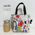 持ってるだけで可愛い❤️大きな犬のプリントのランチトート❤️プレゼント　ギフト