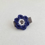 ベビーヘアクリップ　北欧の花　ネイビー