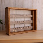 【壁掛け＆卓上両用】木製ピアススタンド シオジ材×ワトコオイル仕上げ アクセサリー収納　