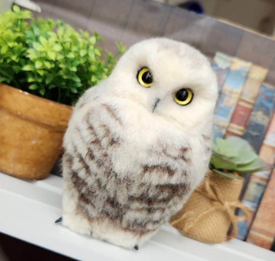 ⭐送料込み⭐羊毛フェルト製 フクロウのヒナ置物 (カラフト