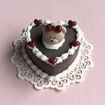 【限定SALE】くまのハートケーキ　ブラウン×ホワイト