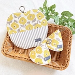 三角鍋つかみ&鍋敷きのセット♪