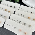 4mmの小さいピアス　揺れない　イヤリング　一粒　サージカルステンレス　316L　樹脂　プチピアス　小ぶり　レジン　スタッドピアス　シンプル　アレルギー対応　小さめ　極小　クリスマス　黒　冬　小粒