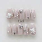 【サイズオーダー】ネイルチップ くすみベージュネイル リボンネイル きらきらネイル 冬ネイル ビジューネイル  くすみピンクネイル クリスマスネイル うるうる ちゅるんネイル 大人ガーリー