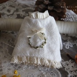 リース刺繍のトップス