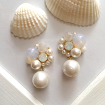 パールのホワイトピアス/イヤリング