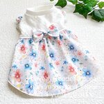 【お客様専用】コスモス柄のワンピース/袖フリルつき