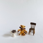 鈴をつけたお座りテディベア　🧸ワイヤーモール　