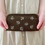 かすみ草の手刺繍財布(モスグリーン)