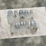 ちゅるんホワイト×シアーブルー マグネット ネイルチップ