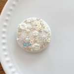 ビーズ刺繍くるみボタン（ヘアゴム/ブローチ）