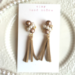 秋冬上品タッセルピアス(ベージュ)♡送料込み
