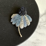 エキナセアのブローチ⑤ヴィンテージビーズ刺繍