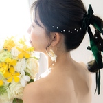 花嫁様に人気💐再販【2wayブライダル ホワイトフラワー フープ ピアス／イヤリング】ウエディング 結婚式 大ぶりお呼ばれ フォーマル 金アレ対応 挙式 花びら レビューキャンペーン中