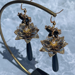 月下美人 【蝶】GOLD BLACK🖤 揺れる ピアス イヤリング