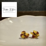 【送料無料】大学芋のピアス