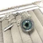 グラスアイネックレス(ブルーグリーン)