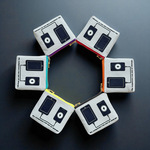 小さな充電器ケース