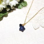 持ち主に幸運をもたらす★不幸を寄せ付けない★ラピスラズリ・モリオン（黒水晶）のキラキラ星のシンプルなネックレス　ペンダント