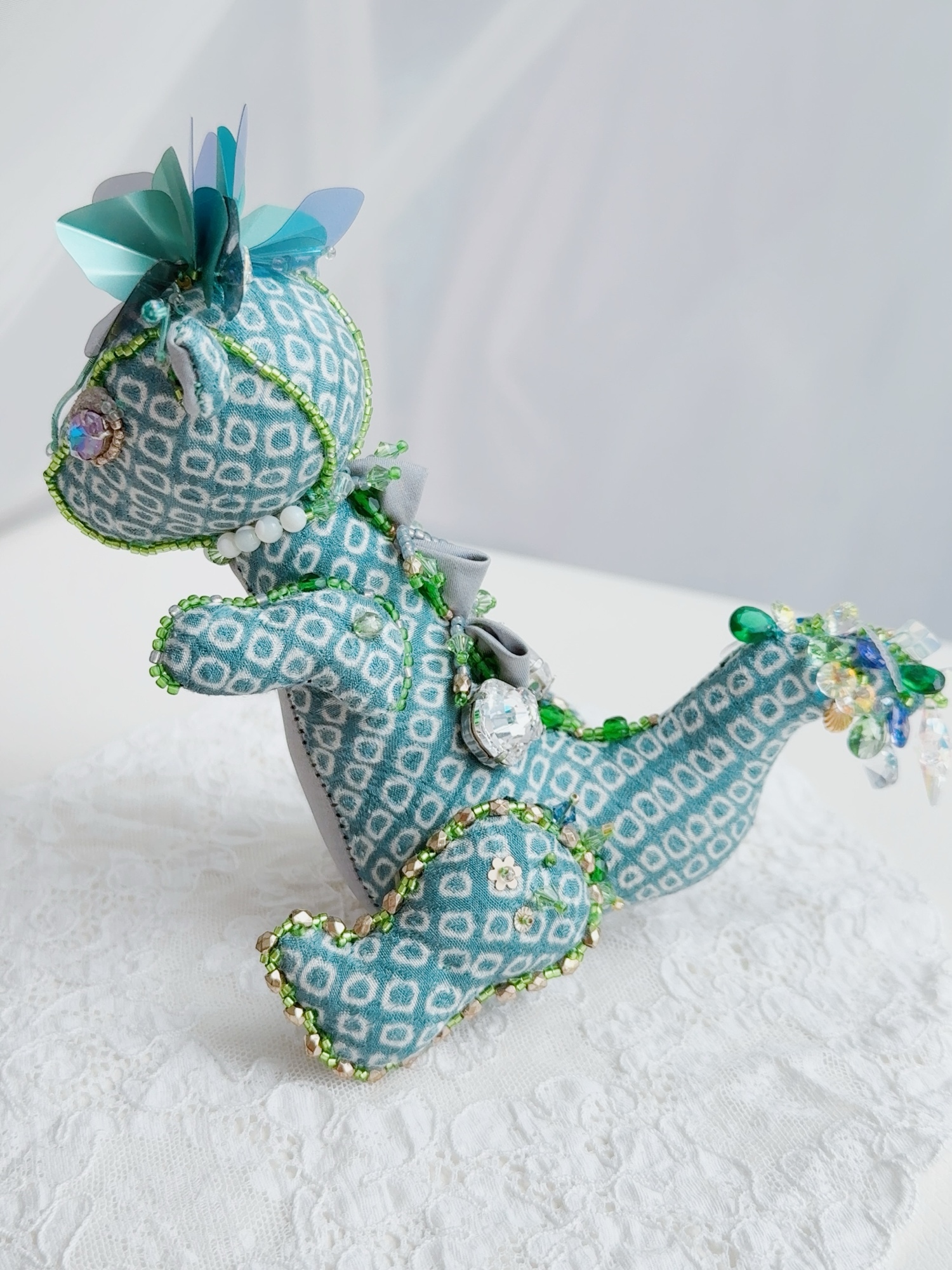 幻獣双尾天龍アートドール　ハンドメイドぬいぐるみ琉球蓄光ガラスチャイナドラゴン 干支 辰年 錦龍 竜 龍 完全オリジナル 幻獣 神龍 最強の風水
