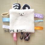 タグ付きシャカシャカ【シロクマライオン黒りんご】