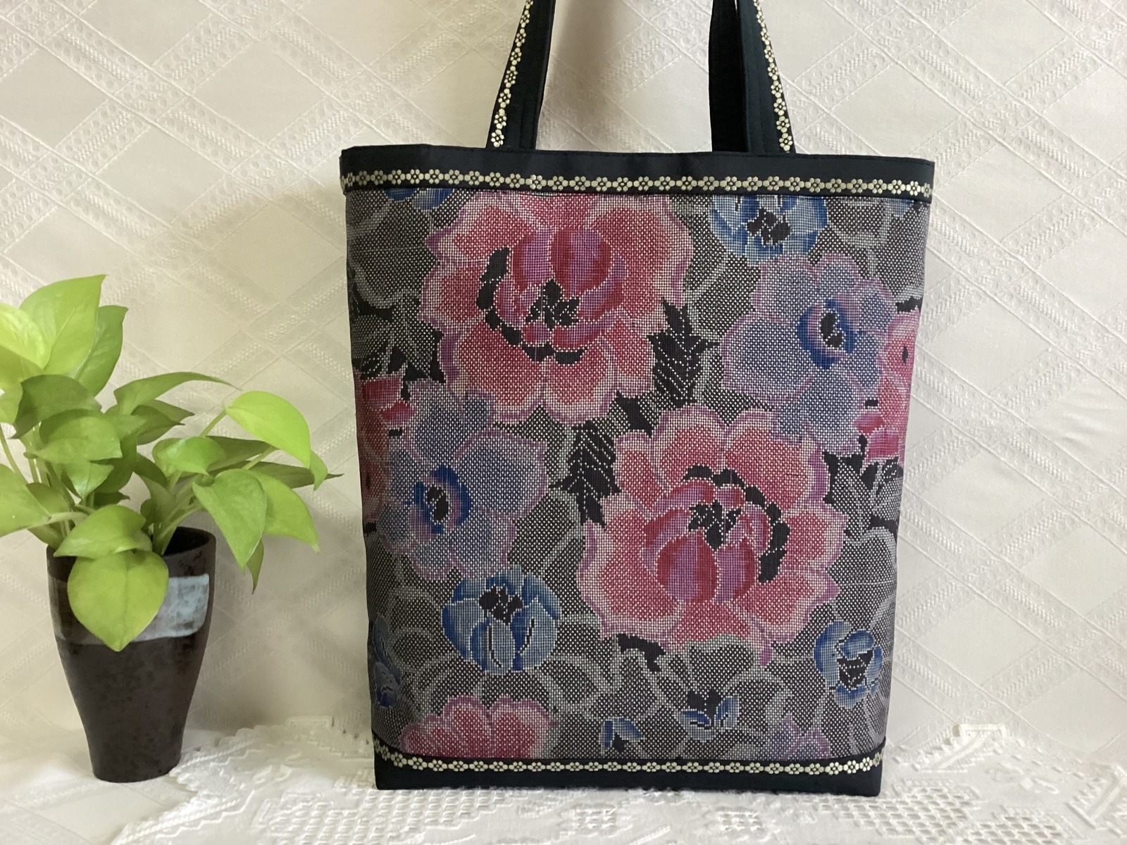 花ぷらら・洋服でも着物でも使える・ハンドメイド・リメイク・大島紬・トートバッグ 花ぷらら・オリジナル・洋服でも着物でも使える・ハンドメイド